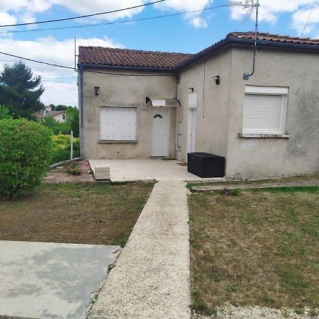 Appartement T2- Le Bon Accueil / Wifi / Parking アングレーム エクステリア 写真